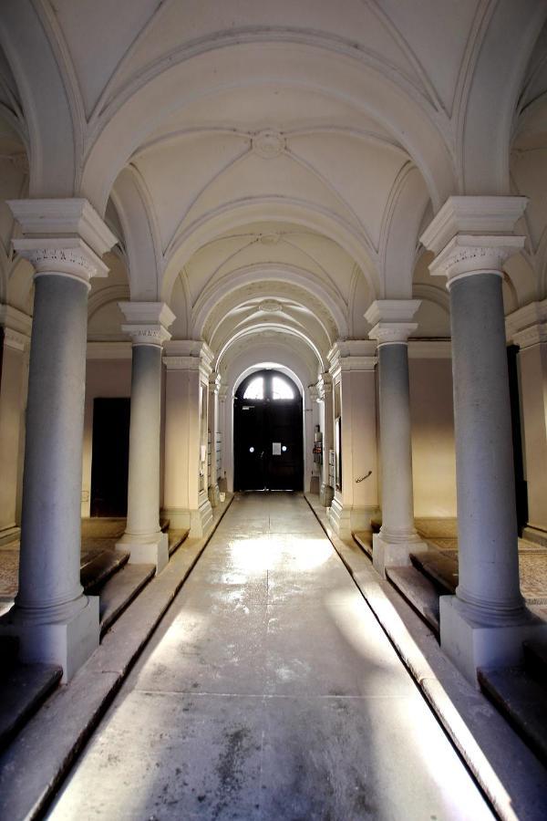 Hip Apartment At The Museum Budapest Esterno foto