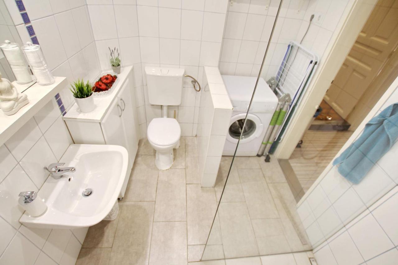 Hip Apartment At The Museum Budapest Esterno foto